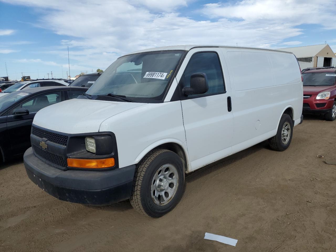 Chevrolet Express 2011 1500