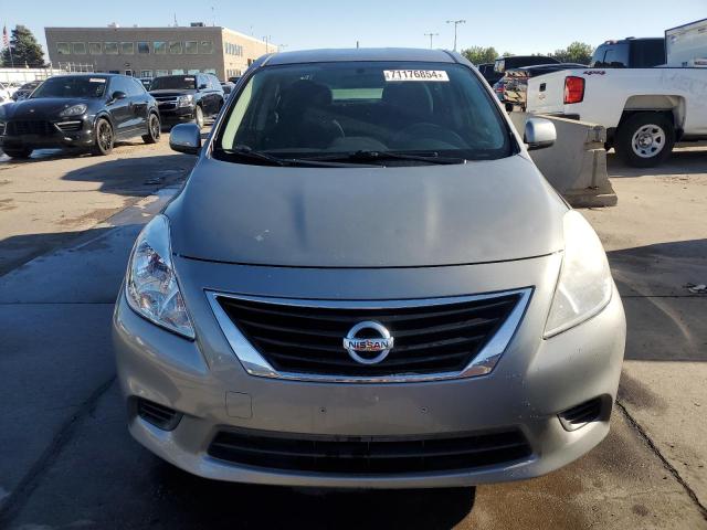 VIN 3N1CN7APXEK451202 2014 Nissan Versa, S no.5