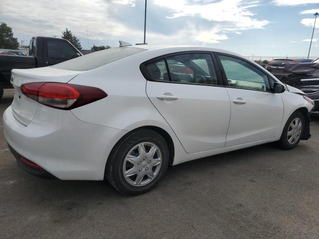 VIN 3KPFL4A77JE234987 2018 KIA Forte, LX no.3