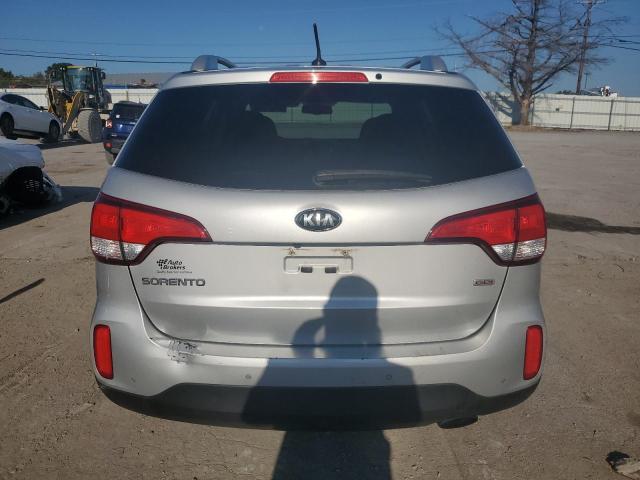 VIN 5XYKTCA69FG597673 2015 KIA Sorento, LX no.6