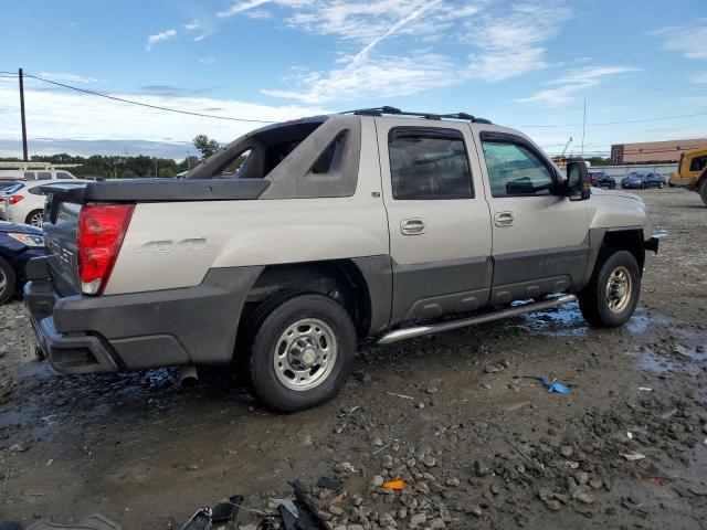 CHEVROLET AVALANCHE 2005 silver  gas 3GNGK22G35G258778 photo #4