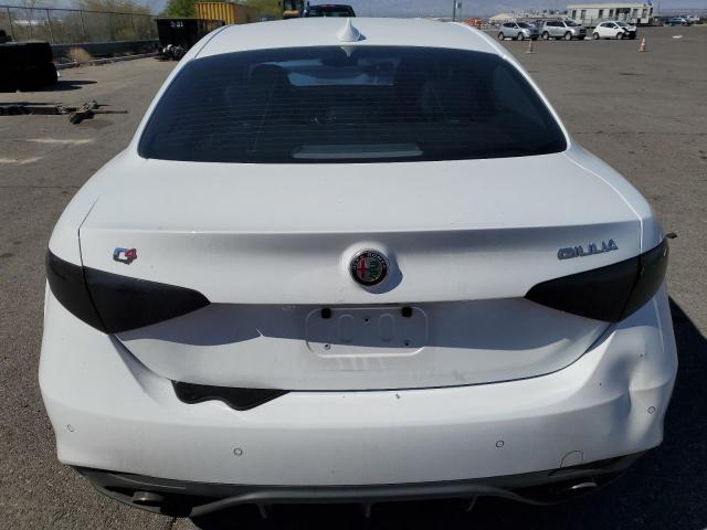 VIN ZARFAEDN8H7552204 2017 Alfa Romeo Giulia, Q4 no.6