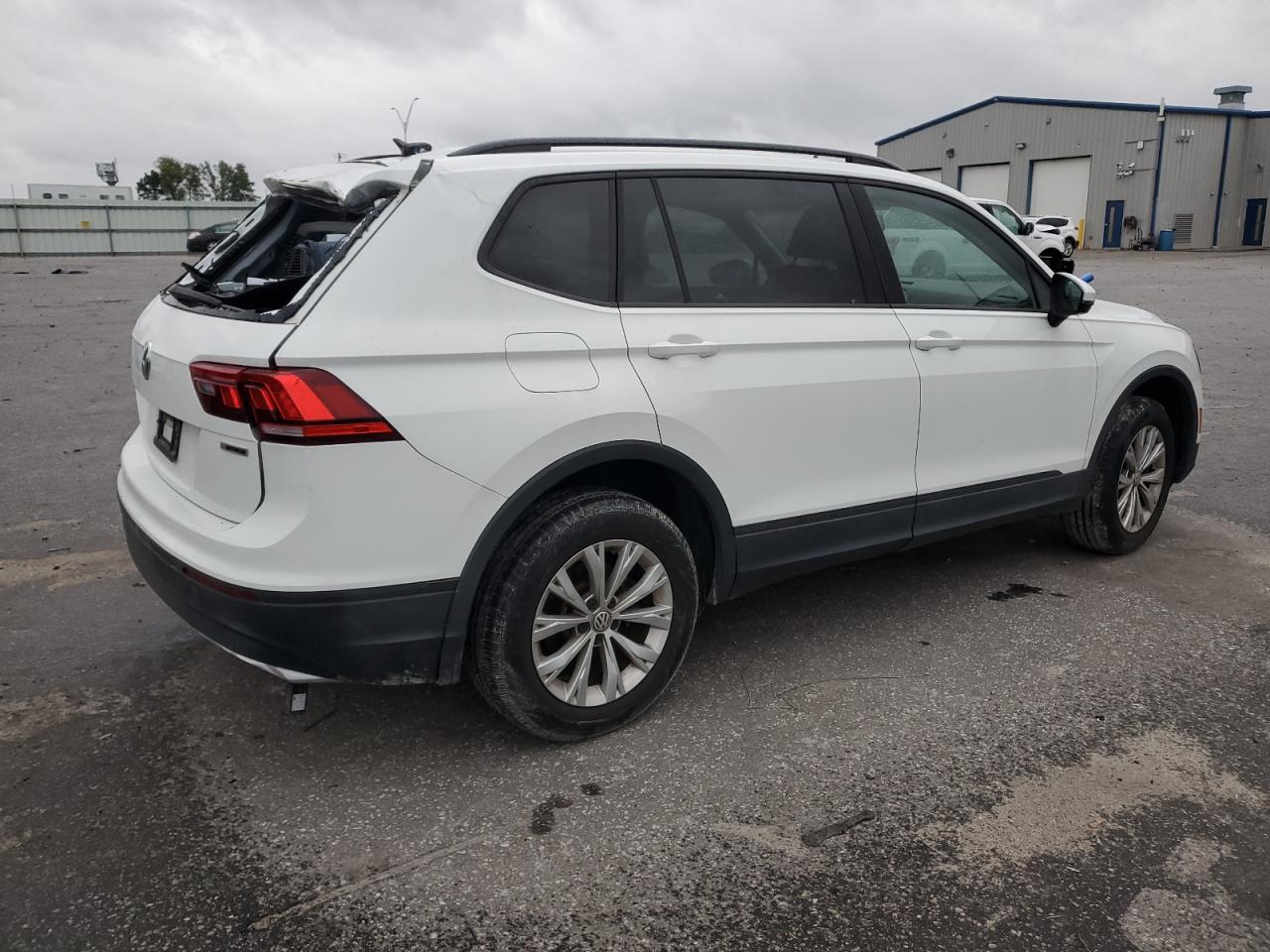 Lot #2943146391 2020 VOLKSWAGEN TIGUAN S