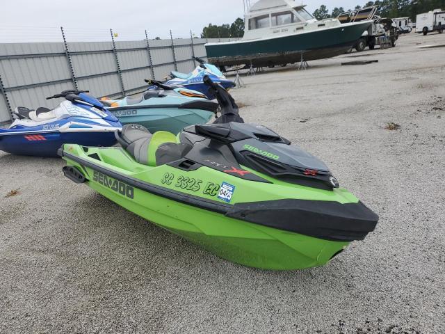 BOMBARDIER SEADOO 2020 green   YDV26381K920 photo #1