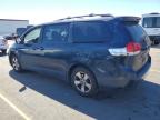 TOYOTA SIENNA LE photo