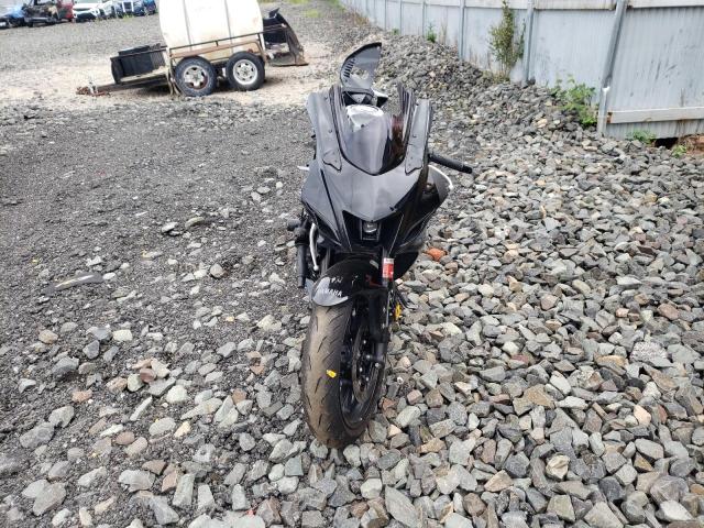 YAMAHA YZFR7 2023 black  gas JYARM38E8PA005248 photo #3