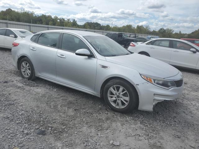 VIN 5XXGT4L30GG029204 2016 KIA Optima, LX no.4