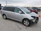 TOYOTA SIENNA LE photo