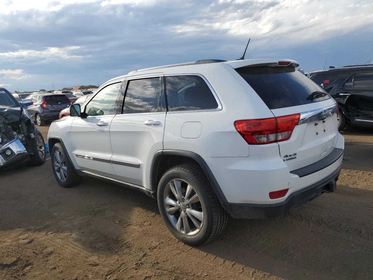 2013 Jeep GRAND CHER, LAREDO