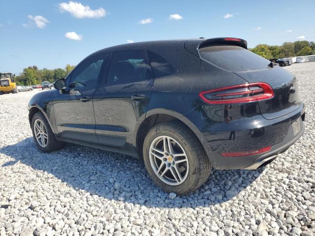 VIN WP1AA2A50HLB03841 2017 Porsche Macan no.2