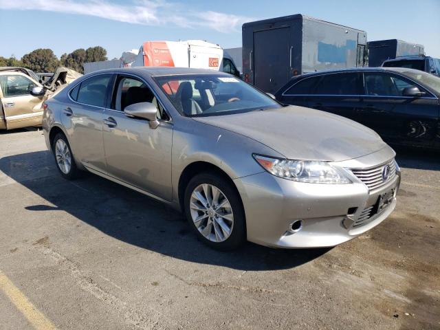 VIN JTHBW1GG1F2100829 2015 Lexus ES, 300H no.4