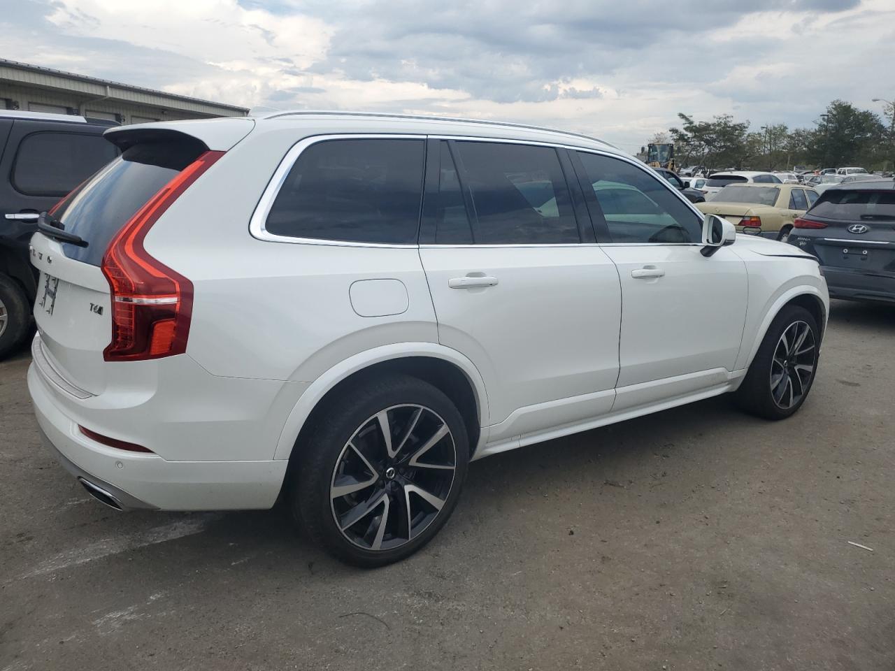 Lot #2858093927 2021 VOLVO XC90 T6 MO