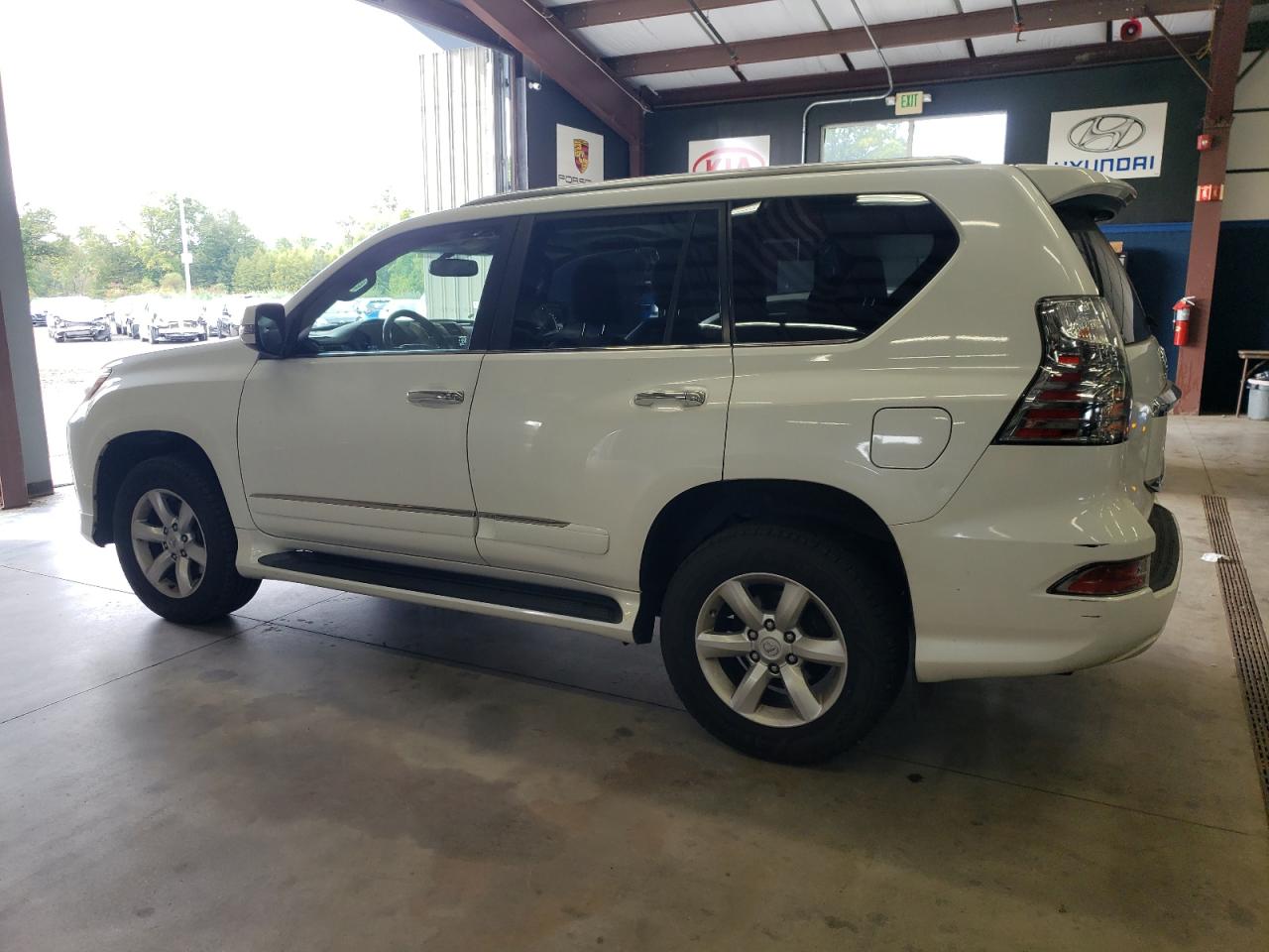 Lot #2862473486 2014 LEXUS GX 460