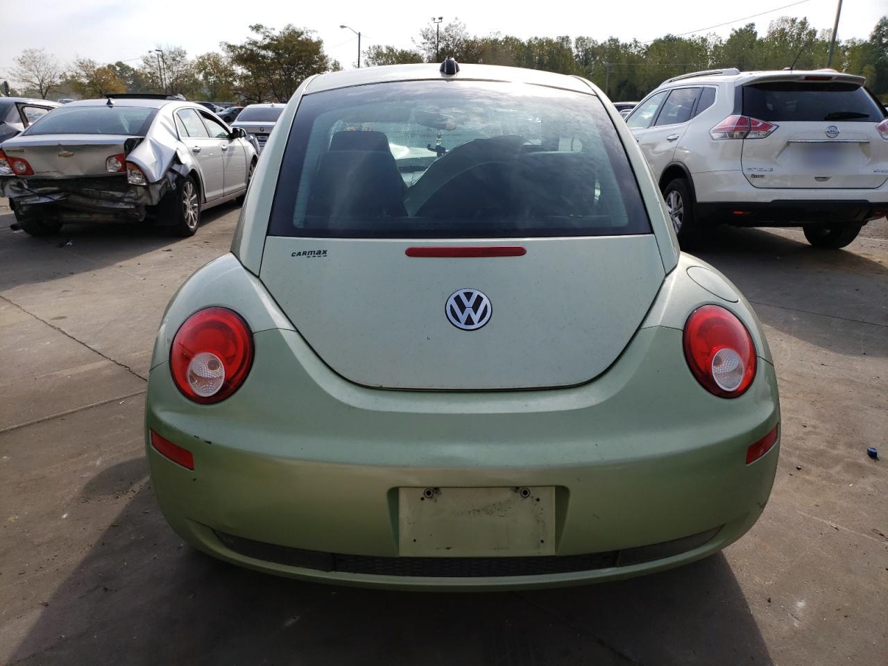 Lot #2940786384 2008 VOLKSWAGEN NEW BEETLE