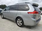 TOYOTA SIENNA LE photo