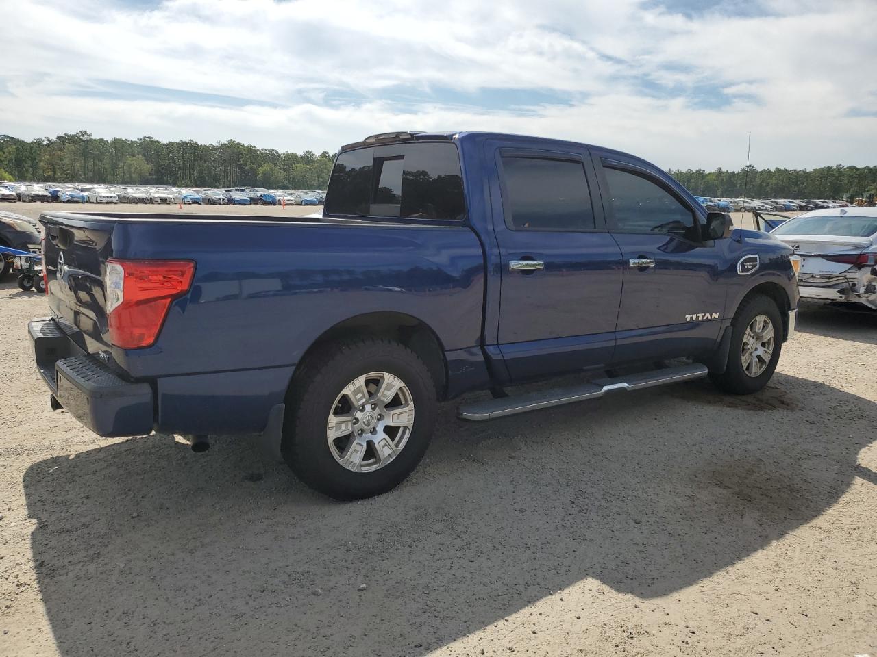 Lot #2855347375 2017 NISSAN TITAN SV