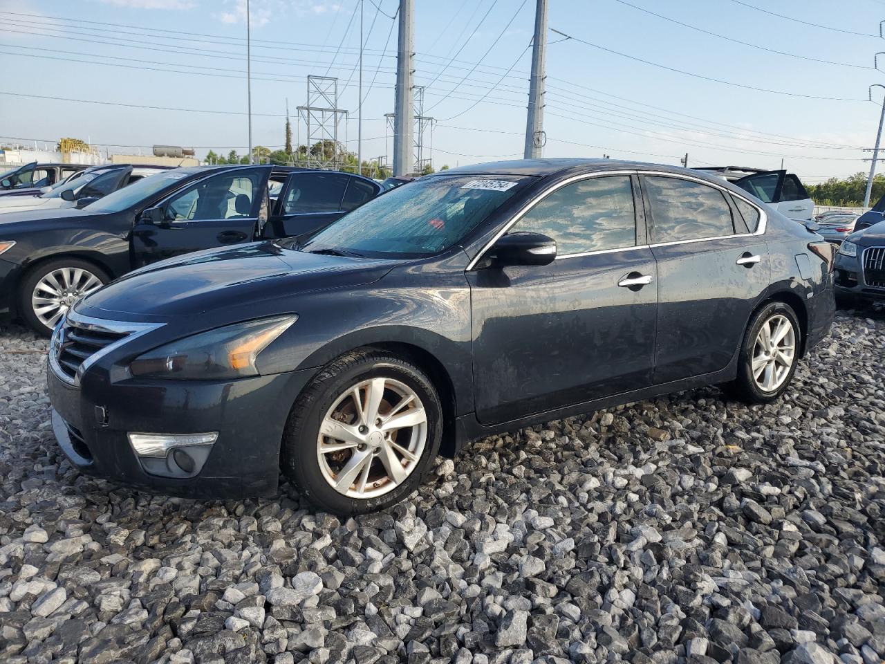 Nissan Altima 2014 