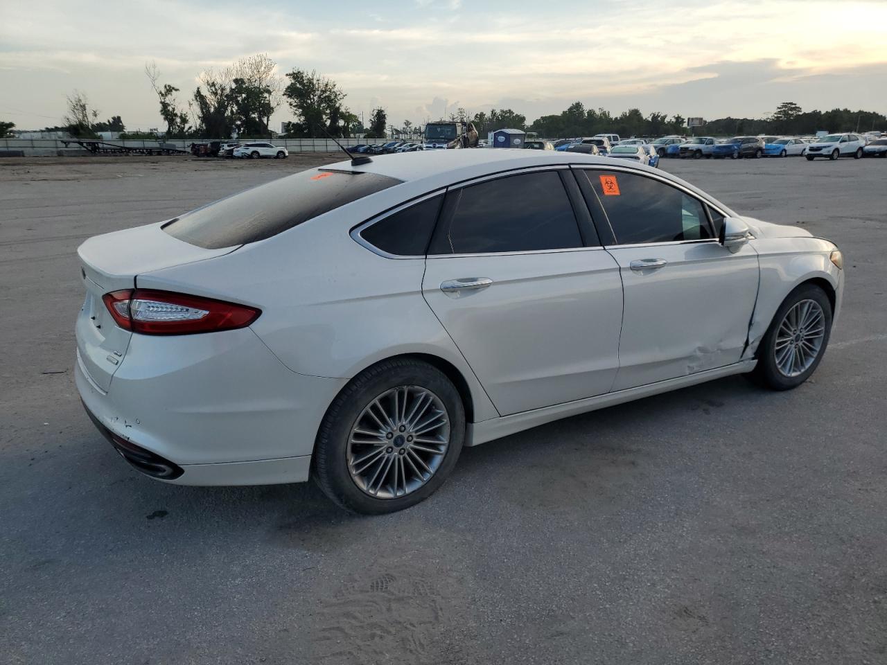 Lot #2831456394 2015 FORD FUSION SE