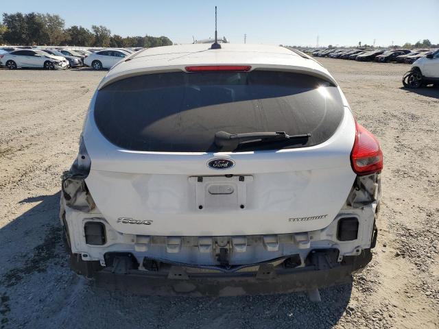 VIN 1FADP3N23FL221954 2015 Ford Focus, Titanium no.6