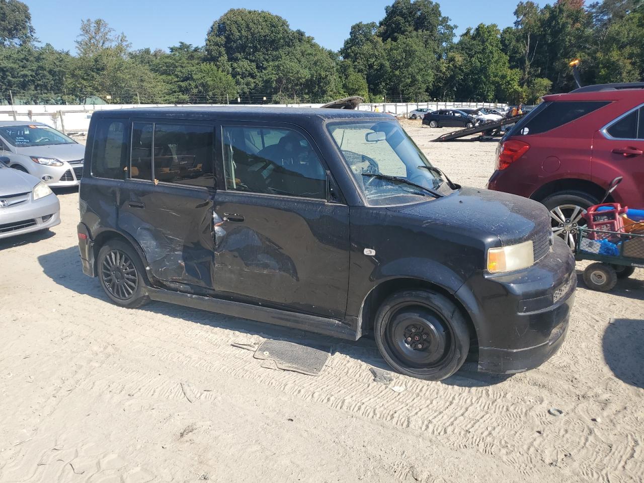 Lot #2888790453 2005 TOYOTA SCION XB