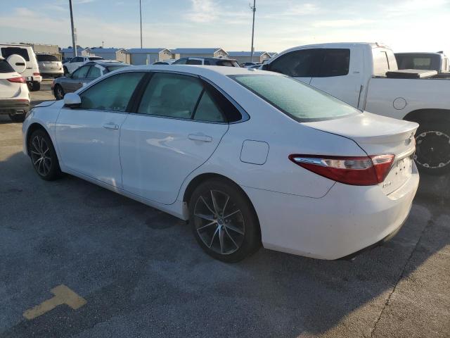 VIN 4T1BK1FK4FU567455 2015 Toyota Camry, Xse no.2