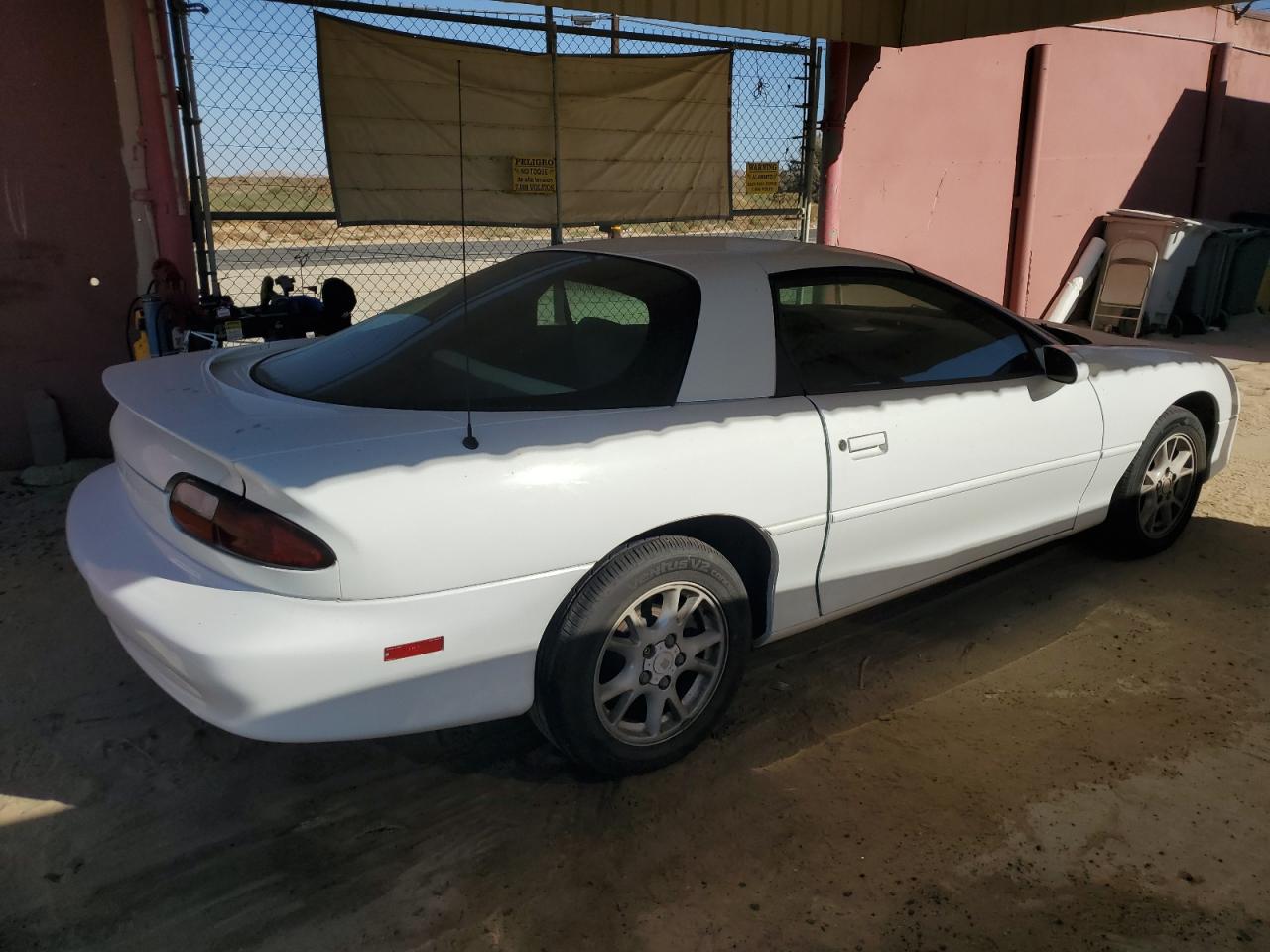 CHEVROLET CAMARO 2002 white  gas 2G1FP22KX22104277 photo #4