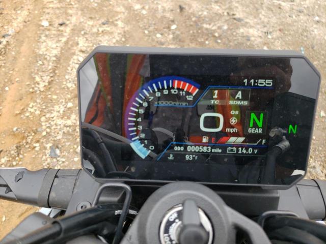 2024 SUZUKI GSX800 R JS1EM11B0R7100307