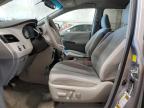 TOYOTA SIENNA LE photo