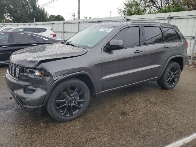 VIN 1C4RJFAG8JC375606 2018 Jeep Grand Cherokee, Laredo no.1