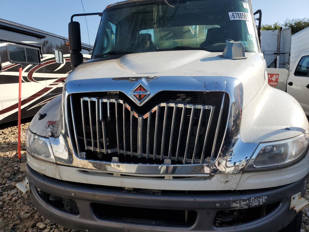 Lot #2825983772 2011 INTERNATIONAL 4000 4400