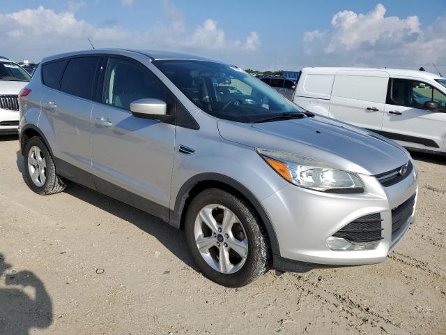 VIN 1FMCU0GXXEUD85101 2014 Ford Escape, SE no.4