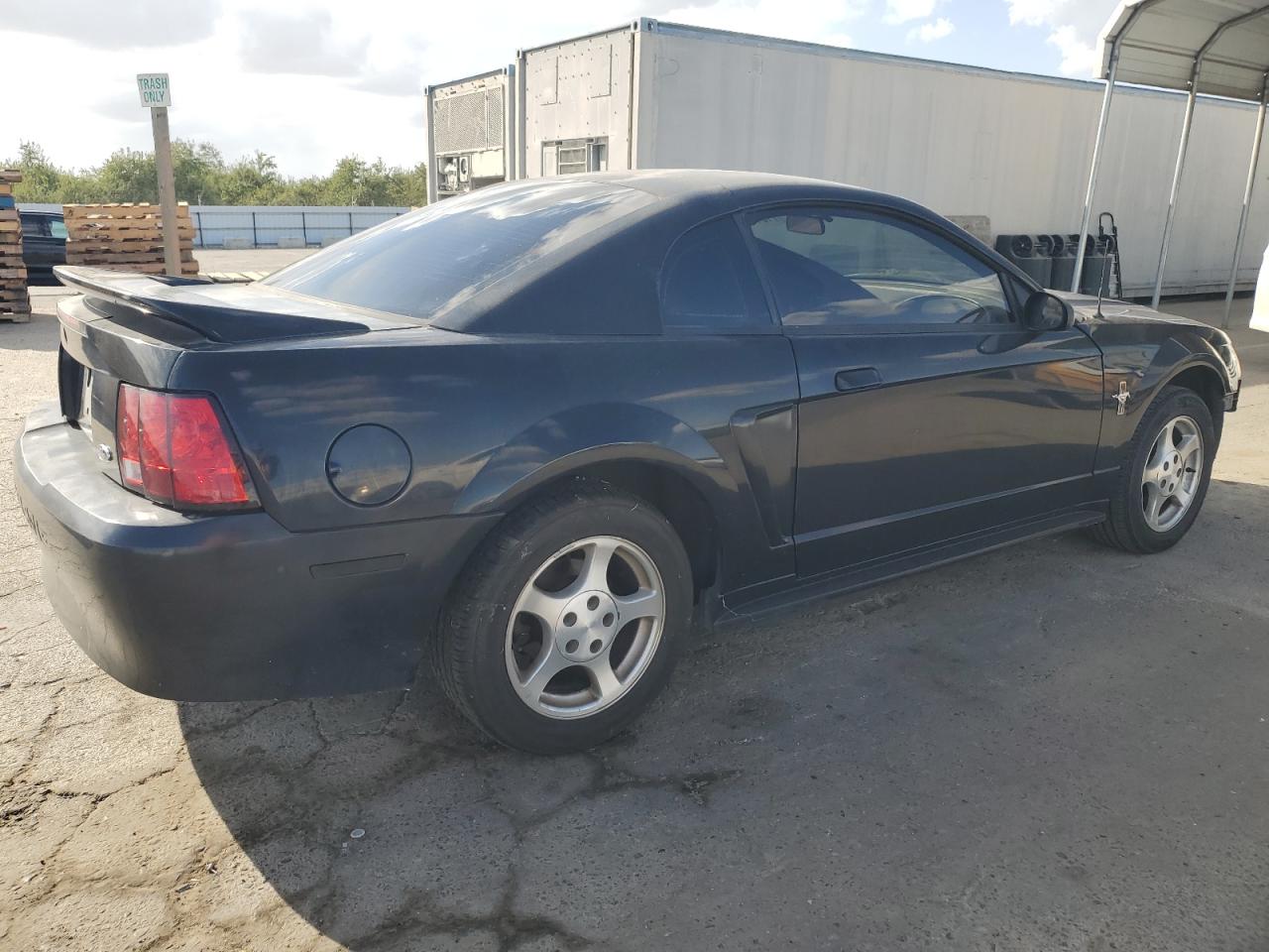 Lot #2974098376 2000 FORD MUSTANG