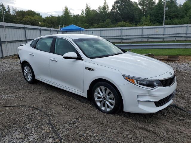 VIN 5XXGT4L37JG263914 2018 KIA Optima, LX no.4