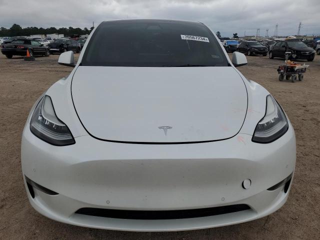 VIN 7SAYGDEE3NF331483 2022 Tesla MODEL Y no.5