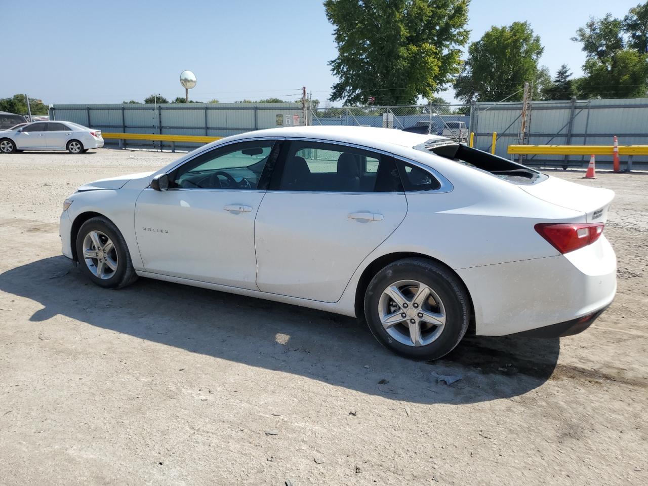 Lot #2943161385 2023 CHEVROLET MALIBU LS