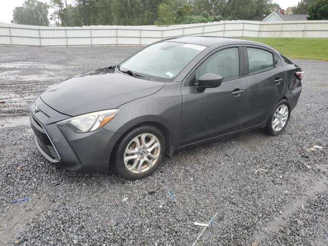 VIN 3MYDLBYVXJY313912 2018 Toyota Yaris no.1