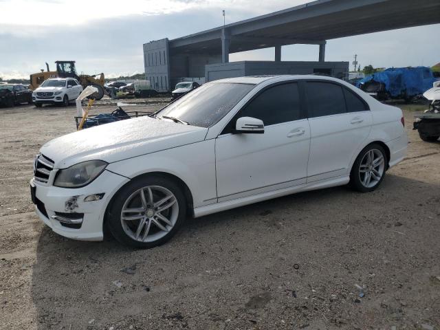 VIN WDDGF4HB4EA961010 2014 Mercedes-Benz C-Class, 250 no.1