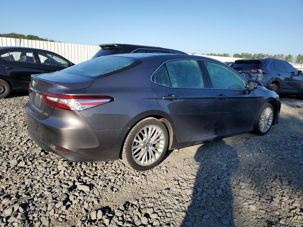 2018 TOYOTA CAMRY L 2.5L 4 , VIN: 4T1B11HKXJU133288