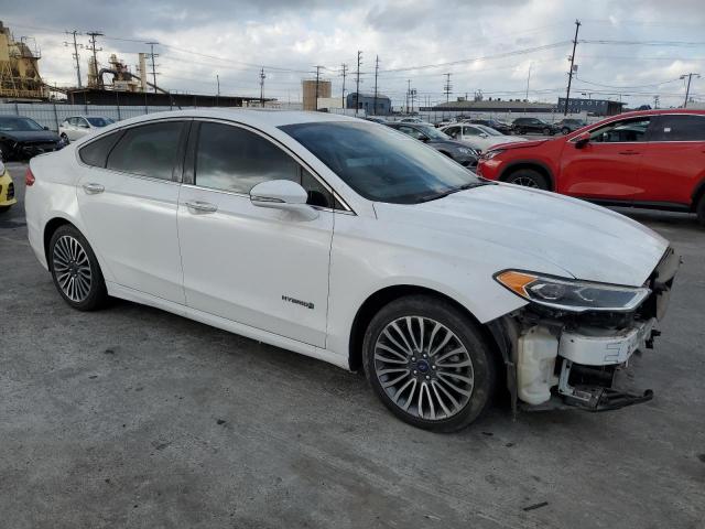 VIN 3FA6P0RU3JR131720 2018 Ford Fusion, Titanium/Pl... no.4