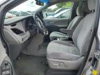 TOYOTA SIENNA LE photo