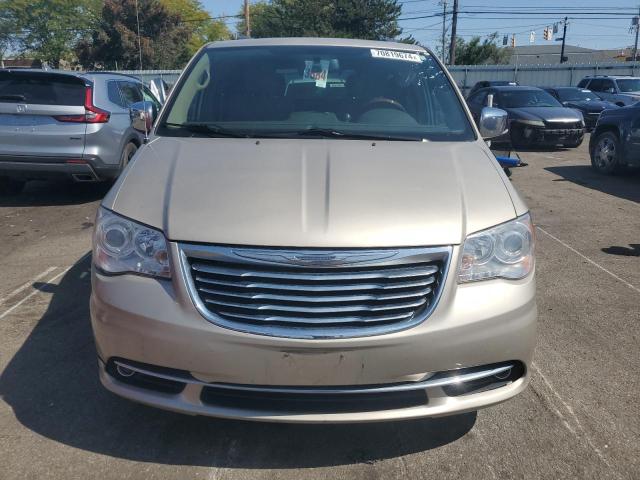 VIN 2C4RC1GG6ER261864 2014 Chrysler Town and Countr... no.5