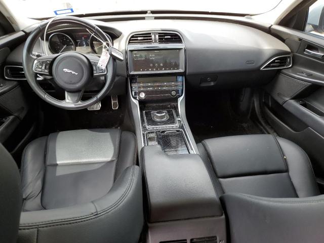 VIN SAJAR4FX9KCP48304 2019 Jaguar XE no.8