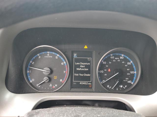 2018 TOYOTA RAV4 LE - 2T3BFREVXJW700086