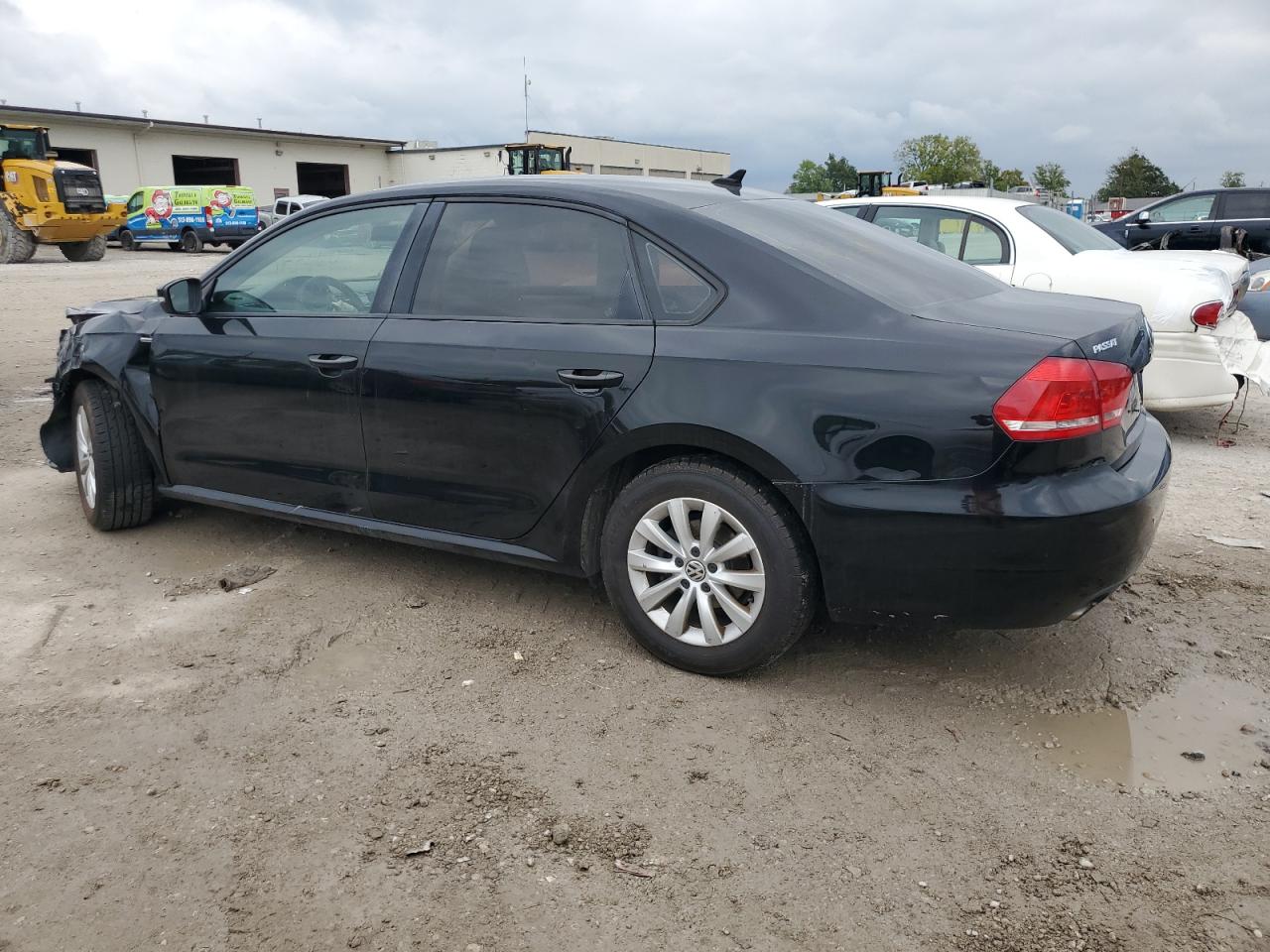 Lot #2911821035 2013 VOLKSWAGEN PASSAT S