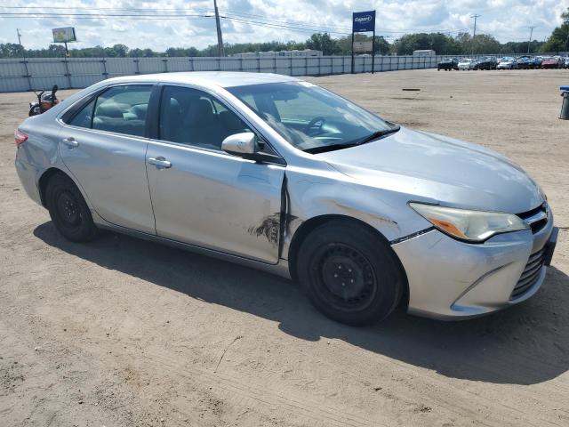 VIN 4T1BF1FKXGU179930 2016 Toyota Camry, LE no.4