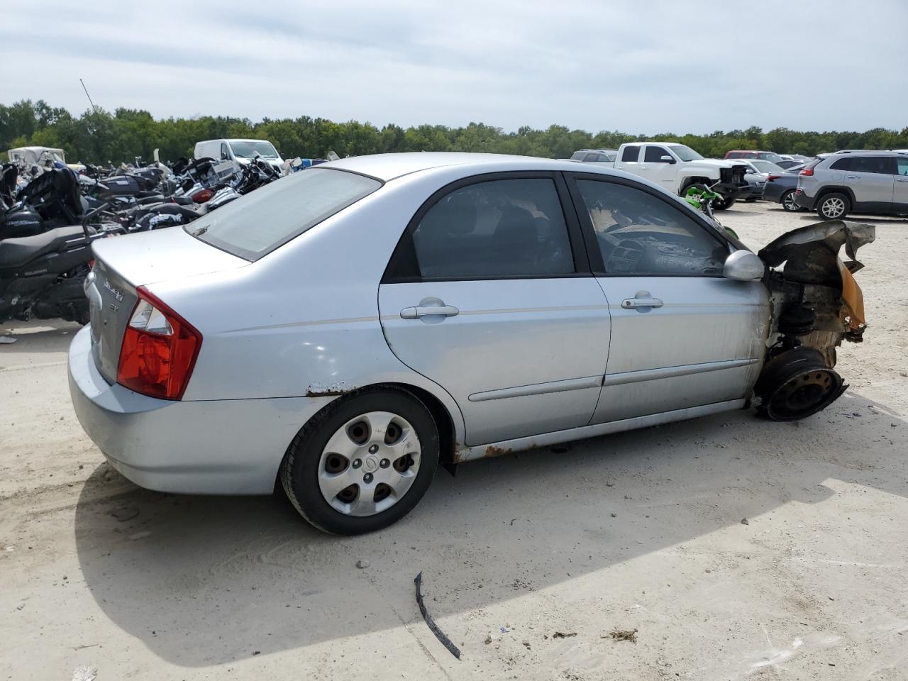 KIA SPECTRA LX 2006 silver  gas KNAFE121665348840 photo #4