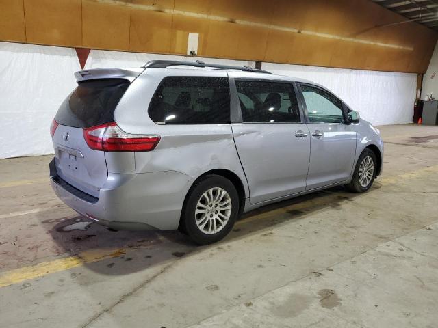 VIN 5TDYZ3DC3HS775996 2017 Toyota Sienna, Xle no.3