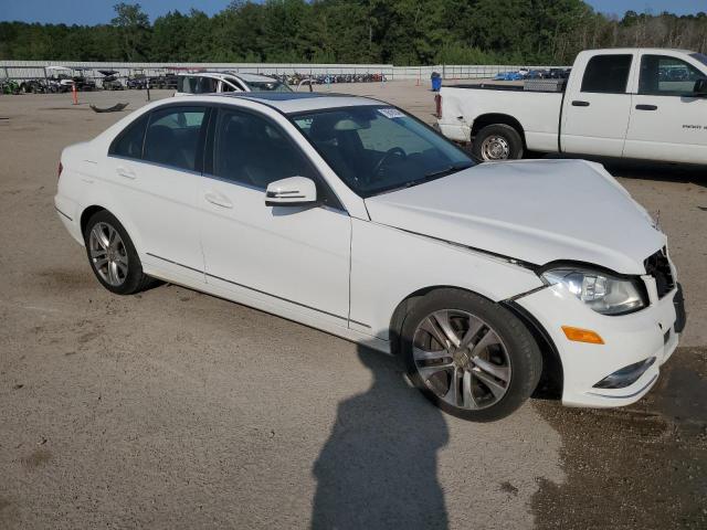 VIN WDDGF8AB9DR277099 2013 Mercedes-Benz C-Class, C... no.4