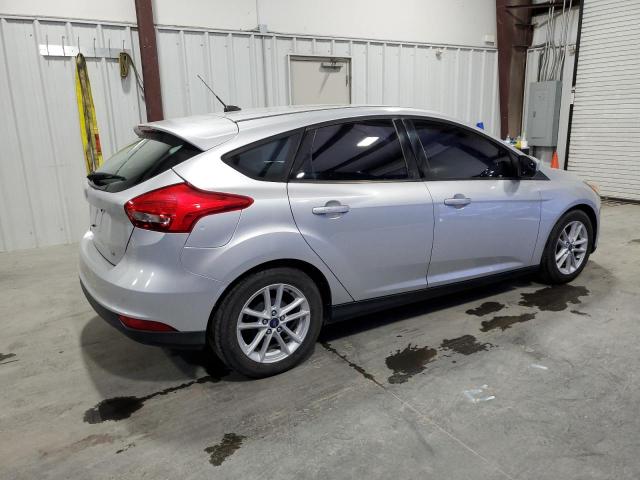 VIN 1FADP3K26JL214073 2018 Ford Focus, SE no.3