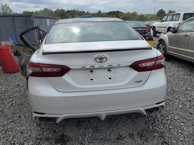 VIN 4T1B61HK4JU070285 2018 Toyota Camry, Xse no.6